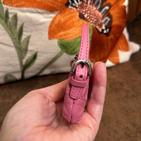 2004 SOHO MINI BAG CHARM CHAIN RARE SUEDE LEATHER Y2K BUCKLES PINK HANGTAG EVC 💞 - Picture 10 of 17